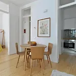 Alfama Confortable Apartment Near Cathedral